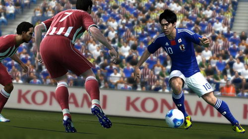 《实况足球2012》最新游戏画面 激烈对抗