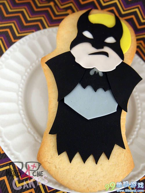 看上去很好吃！国外达人制作“蝙蝠侠”人物主题蛋糕