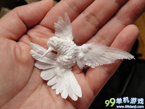 美猴王大战钢铁侠 韩国艺术家打造精美纸雕塑