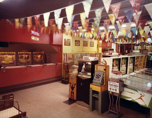曾经世界上最棒的游戏厅 看看1968年的娱乐设施