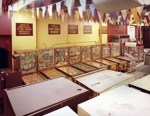 曾经世界上最棒的游戏厅 看看1968年的娱乐设施