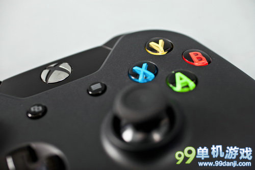 Xbox One获评“2013年度十大突破性产品” 微软喜疯