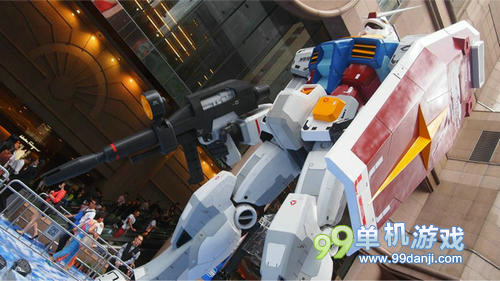 进击的巨人！高达主题展会亮相香港时代广场
