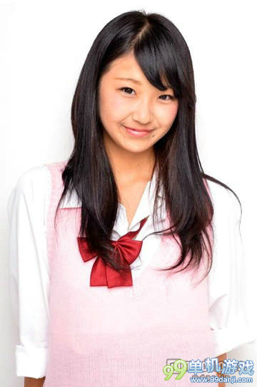 日本关东最可爱高中妹冠军诞生 甜美笑容感染人