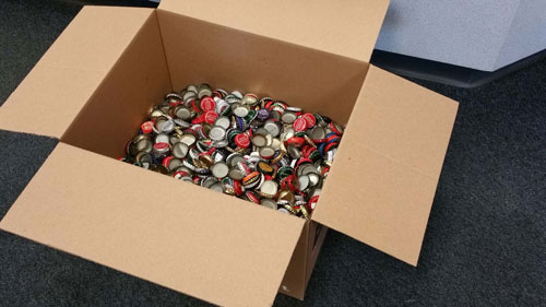 玩家寄给Bethesda两千枚瓶盖 求购一份《辐射4》