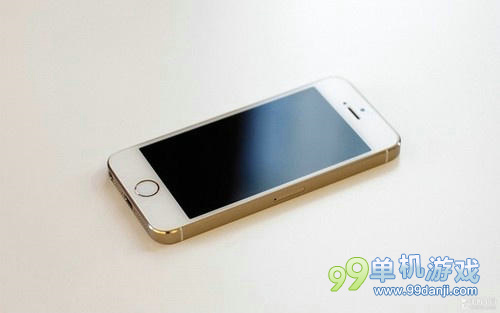 台媒爆料首批蓝宝石屏幕iPhone 6已从富士康出厂