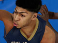 PS4版《NBA2K15》截图曝光 戴维斯暴扣篮