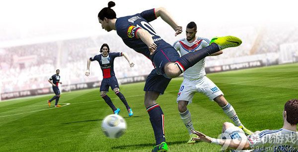 FIFA15使用532阵型实战心得与破解方法攻略